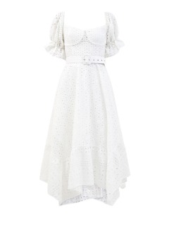 Белое платье из кружева broderie anglaise с объемными рукавами